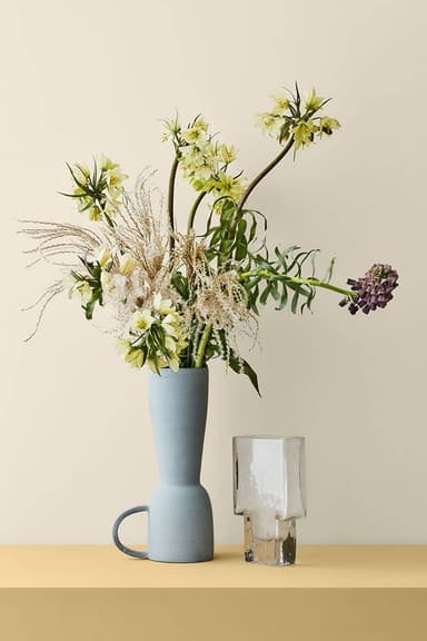 CONTEMPORARY WHITE thumbnail 1