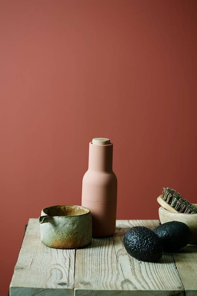 Image of WHISPERING RED